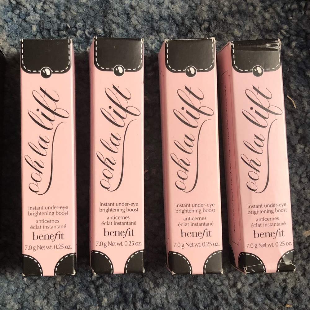 Ooh la lift! Instant under eye brightening boost